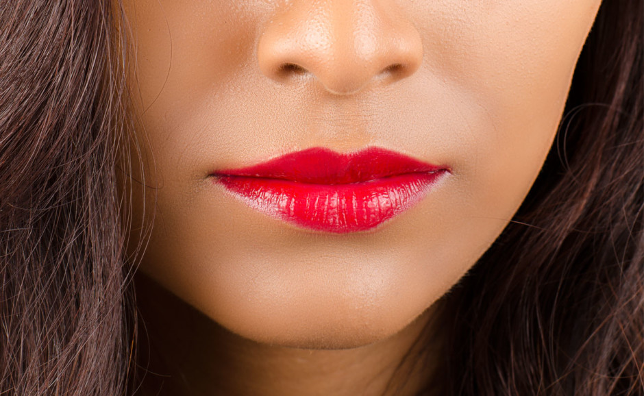 top-10-bold-red-lip-ideas-featured